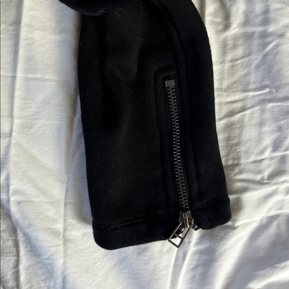 Beautiful Black Faux Fur and Shearling Jacket - Picture 5 of 5